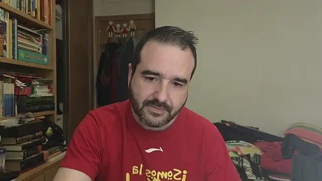 curiosillo83 online show from January 18, 11:45 am