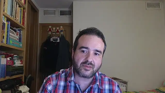 curiosillo83 online show from June 1, 6:19 pm