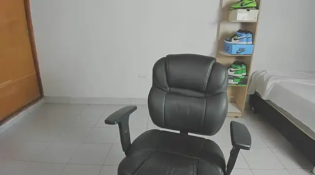 imtonny19 online show from March 3, 1:37 pm