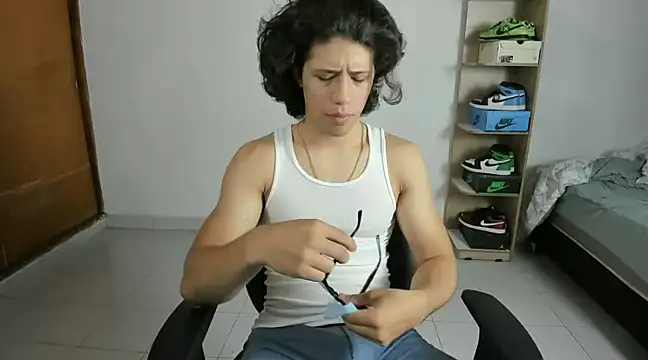 imtonny19 online show from January 14, 2:22 pm