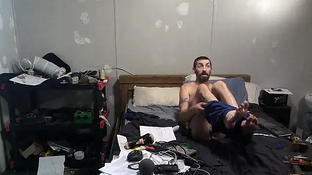 Bi curious86 online show from October 28, 11:51 pm