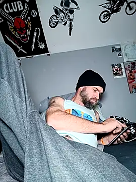 xxxrippa online show from October 21, 9:45 am