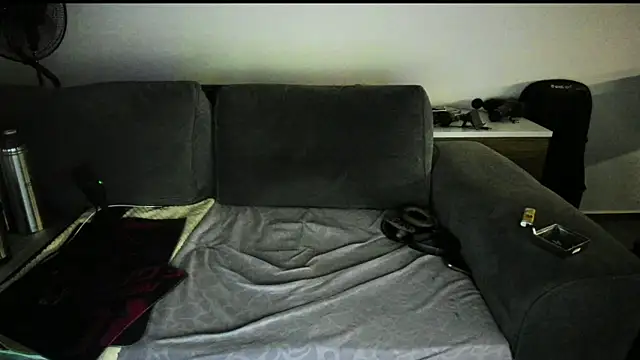 Hugealphabeast online show from September 14, 2:13 am