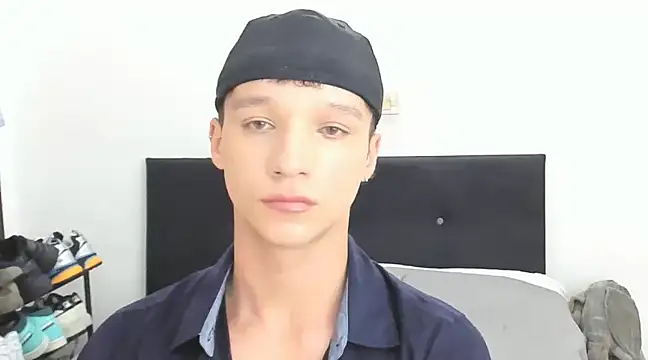 angelcortes online show from January 6, 12:02 pm