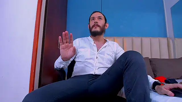 jeanpiere  online show from October 5, 2:37 am