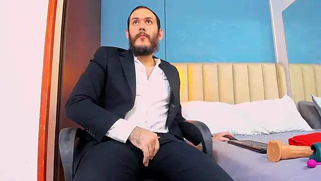 jeanpiere  online show from January 17, 2:47 am