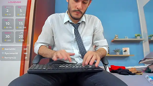 jeanpiere  online show from January 9, 3:47 am