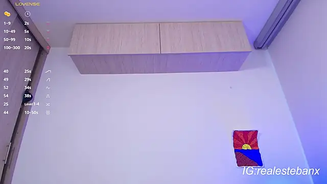 Esteban Knight online show from September 29, 10:16 pm