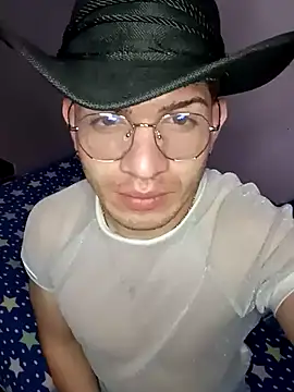 Youngsterhot online show from February 3, 1:41 am