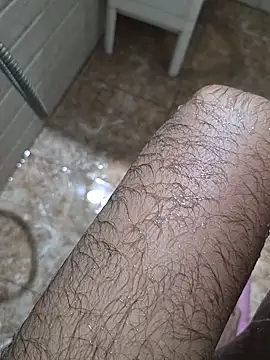 Snapshot of surfer_fun29 chatting on September 17, 3:18 am surfer fun29 online show from September 17, 3:18 am