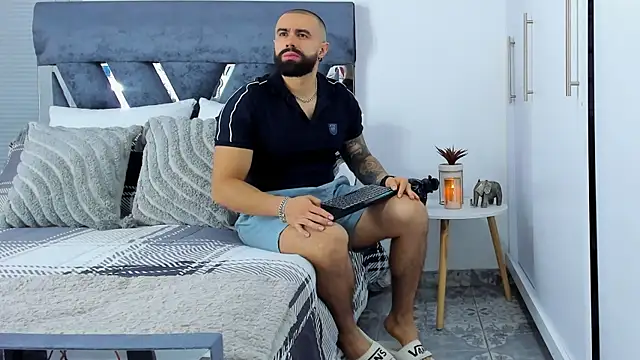 Zack Froone online show from November 15, 3:25 pm