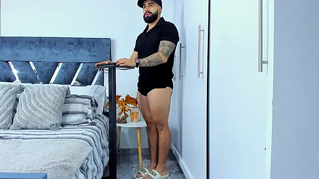 Zack Froone online show from February 5, 1:18 pm