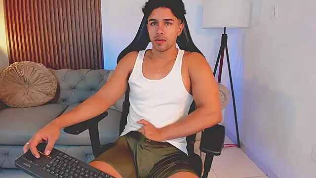 liam collins21 online show from October 20, 11:58 am