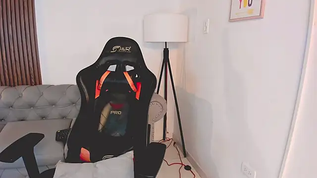 liam collins21 online show from October 15, 11:51 am