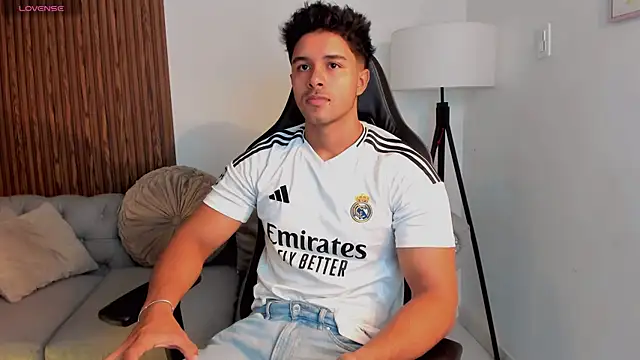 liam collins21 online show from September 16, 11:44 am