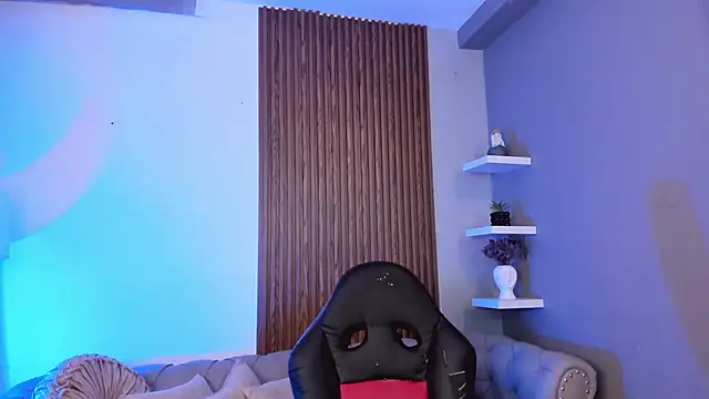 liam collins21 online show from March 13, 11:41 am