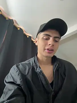 Stiven CL online show from February 25, 5:14 pm