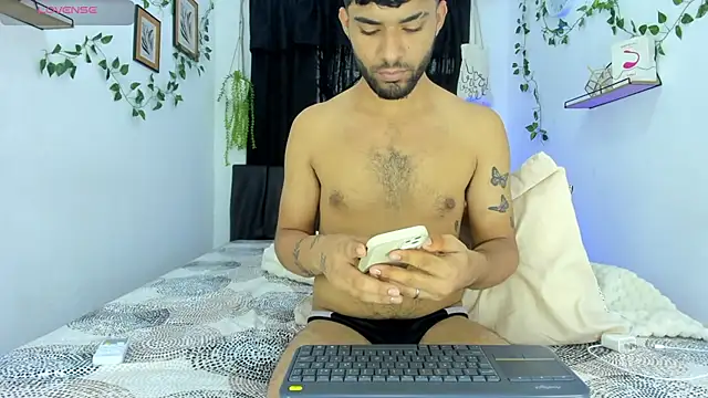 Alex BigDickkk online show from September 10, 5:33 pm