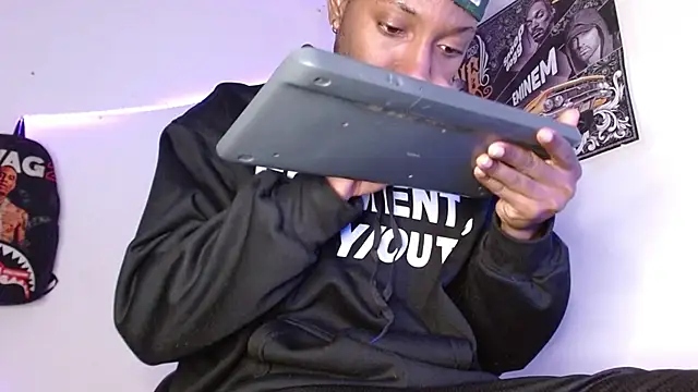 king  Black online show from March 14, 11:17 am