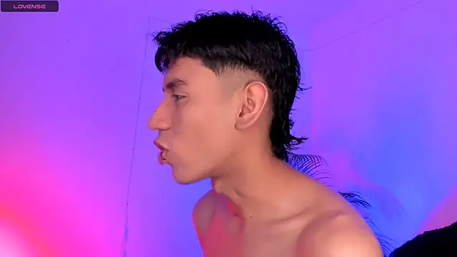 Levin Hikaru online show from December 5, 3:24 am