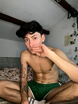 Snapshot of Amahd696 chatting on September 18, 2:57 am Amahd696 online show from September 18, 2:57 am