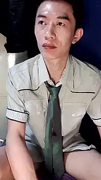 JJjing online show from September 18, 8:05 am