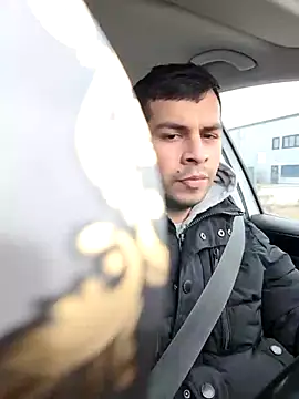 hornny1995 online show from February 6, 10:04 am