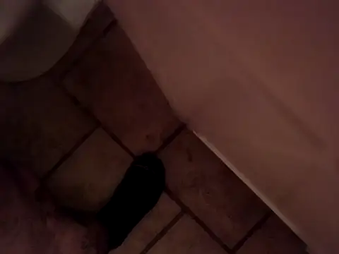 Snapshot of Crackkers chatting on September 21, 8:36 am Crackkers online show from September 21, 8:36 am