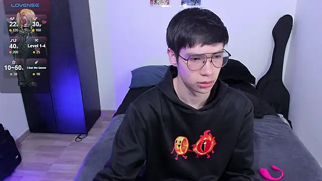 Aventure Twinks online show from February 22, 9:21 pm