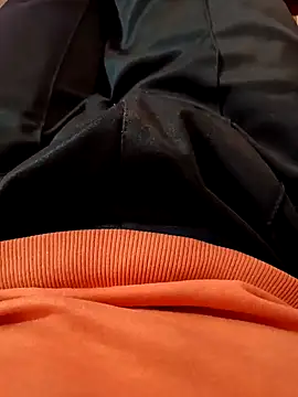 Alonesexyboy1 online show from February 20, 2:57 pm