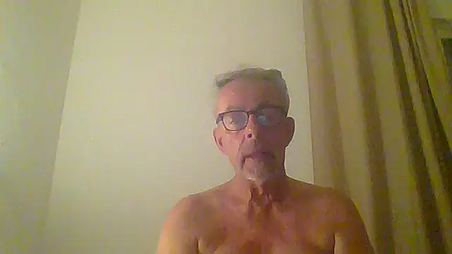 tuggy59 online show from September 11, 5:17 am