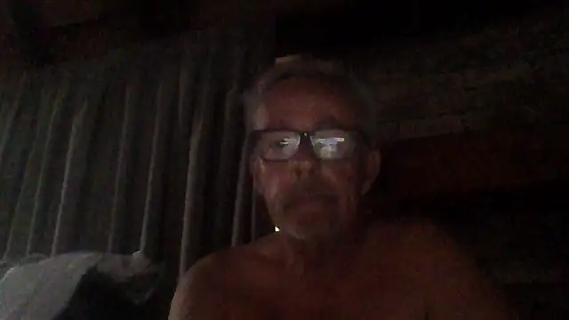 tuggy59 online show from October 3, 4:28 am