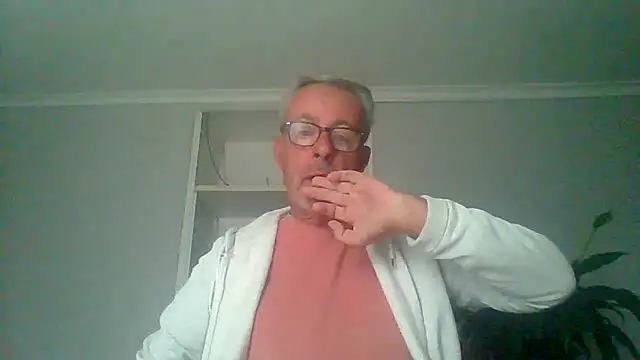 tuggy59 online show from September 15, 5:31 am