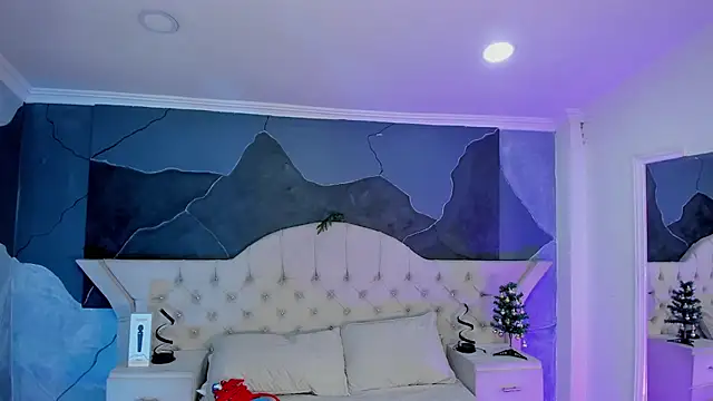 DereckCooperr online show from December 10, 7:54 pm