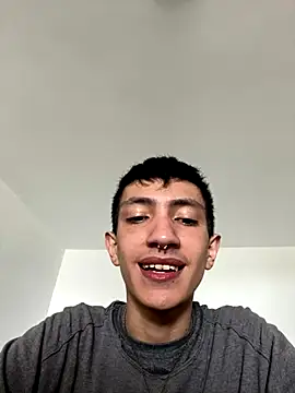 DereckCooperr online show from December 3, 8:06 pm