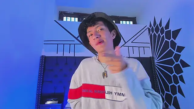 DereckCooperr online show from February 23, 10:53 pm