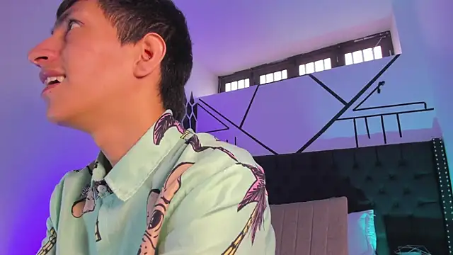 DereckCooperr online show from January 28, 7:53 pm