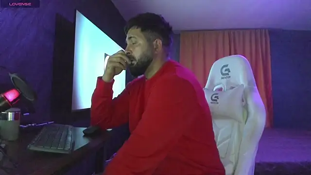 Snapshot of Eduu2322 chatting on October 2, 8:02 pm Eduu2322 online show from October 2, 8:02 pm