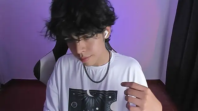 Alan26  online show from February 16, 11:48 pm