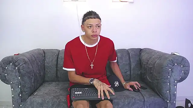 Snapshot of Harry_jhonsson chatting on February 11, 3:29 am Harry jhonsson online show from February 11, 3:29 am