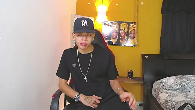 Snapshot of Harry_jhonsson chatting on March 15, 3:29 am Harry jhonsson online show from March 15, 3:29 am