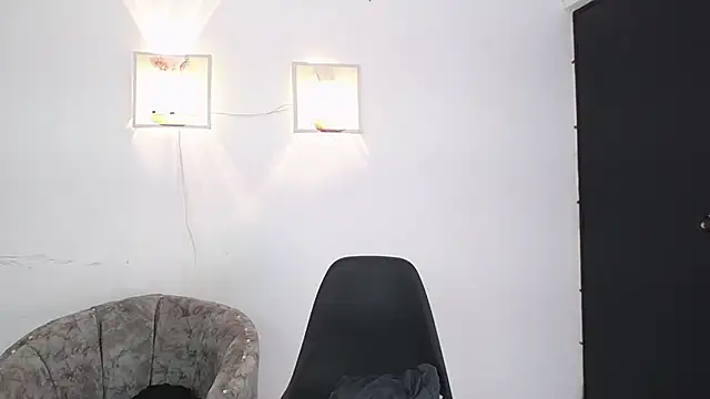 Snapshot of Harry_jhonsson chatting on March 22, 4:35 am Harry jhonsson online show from March 22, 4:35 am