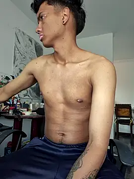 Snapshot of xrobXstax chatting on October 13, 4:24 pm xrobXstax online show from October 13, 4:24 pm