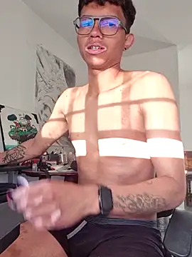 Snapshot of xrobXstax chatting on October 14, 10:17 pm xrobXstax online show from October 14, 10:17 pm