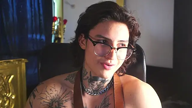 dantecoppolaa  online show from March 13, 9:37 pm