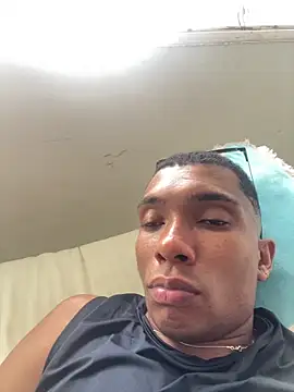 Aaronblack1  online show from February 23, 8:21 pm