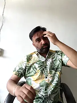 lund lol online show from March 27, 6:50 am