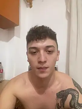 Snapshot of Joedonovan1 chatting on December 21, 10:41 pm Joedonovan1 online show from December 21, 10:41 pm