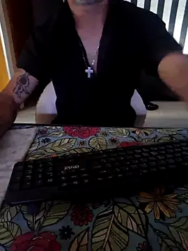 pretorianoo53 online show from September 14, 5:09 am