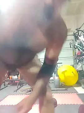 Snapshot of chainjulious chatting on January 27, 1:52 pm chainjulious online show from January 27, 1:52 pm